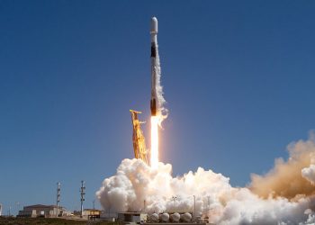 La ESA lanzó el satélite meteorológico Ártico y Φsat-2
