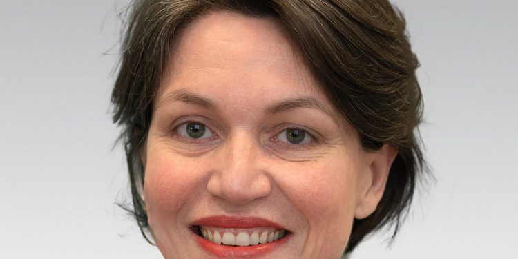 Arianespace nombra a Caroline Arnoux directora de la Unidad de Negocio Ariane
