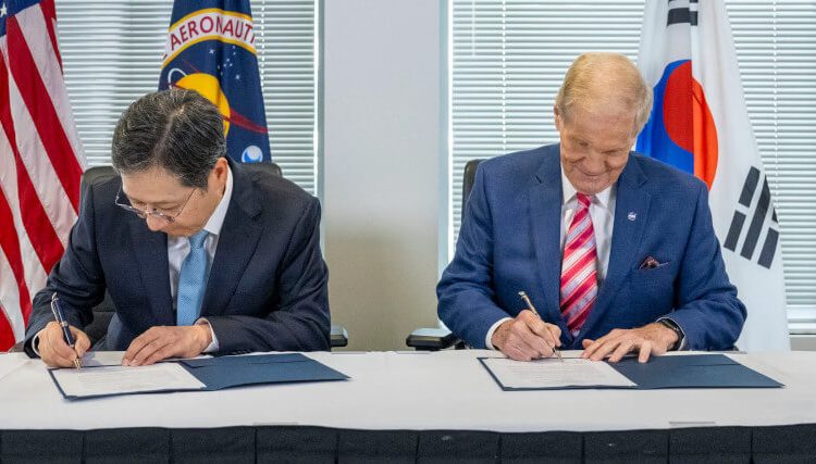 La Nasa y la República de Corea firman un acuerdo para impulsar la cooperación aeroespacial