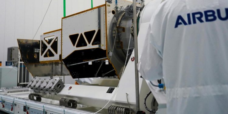 Airbus inicia la fabricación de la misión CRISTAL de Copérnico para el estudio del hielo y la nieve polar
