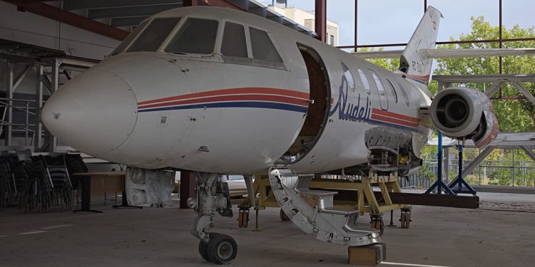 Aviation Group adquiere un Falcon 20 para la formación aeronáutica