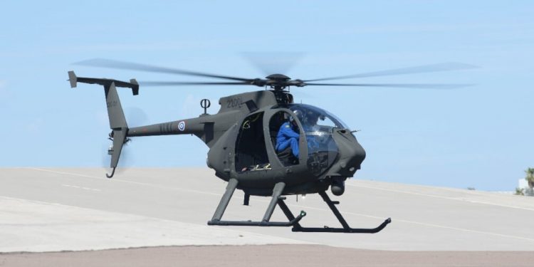 Boeing realizó el vuelo inaugural del primero de los helicópteros AH-6 Little Bird para Tailandia