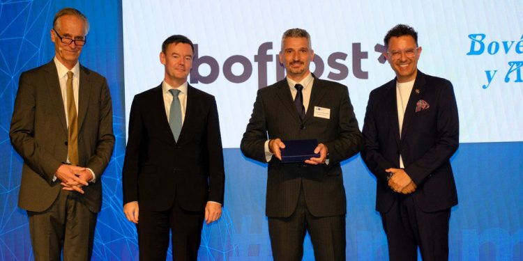 CT recibe el Premio a la Excelencia 2024 por su modelo integral de gestión del talento en ingeniería