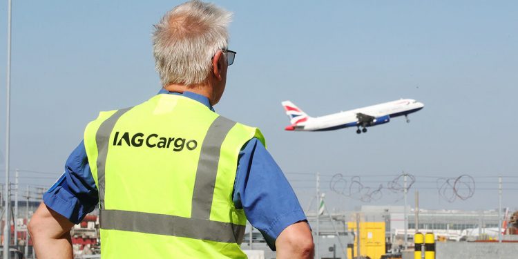 DHL e IAG Cargo renuevan su compromiso con el transporte aéreo sostenible