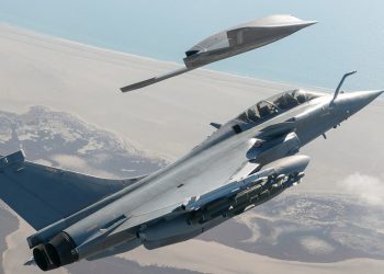 Francia creará un dron de combate furtivo complementario al Rafale F5