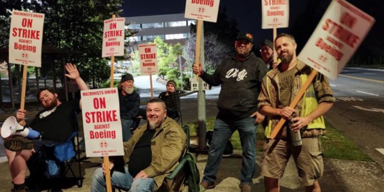 Los trabajadores de Boeing votarán el miércoles la nueva oferta mejorada que puede poner fin a la huelga