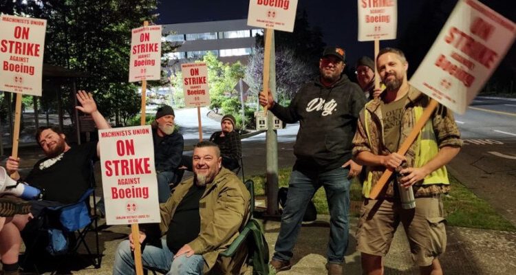 Los trabajadores de Boeing votarán el miércoles la nueva oferta mejorada que puede poner fin a la huelga