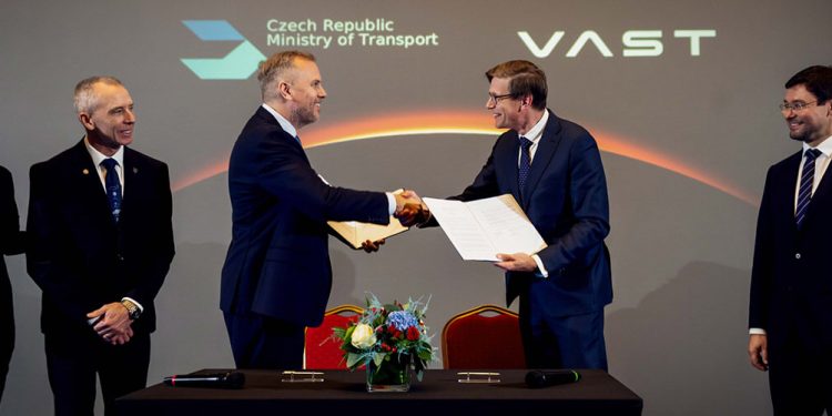 La República Checa firma un acuerdo de colaboración espacial con Vast