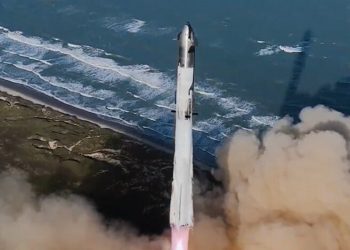 SpaceX lanzó con éxito su sexto vuelo de Starship, pero no logró atrapar el cohete impulsor