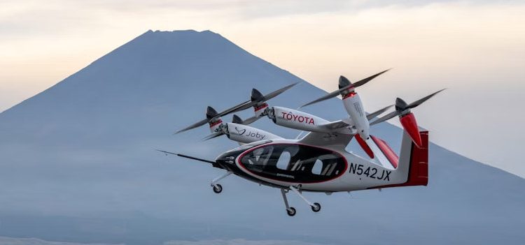 Toyota y Joby Aviation celebran el primer vuelo internacional de taxi aéreo eléctrico en Japón