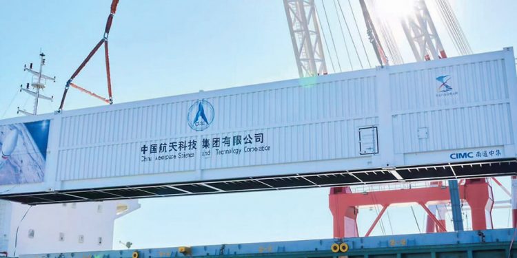 China envía el cohete Changbajia al centro de lanzamiento de Wenchang