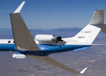 El avión C-20A de la Nasa estudia fenómenos meteorológicos extremos