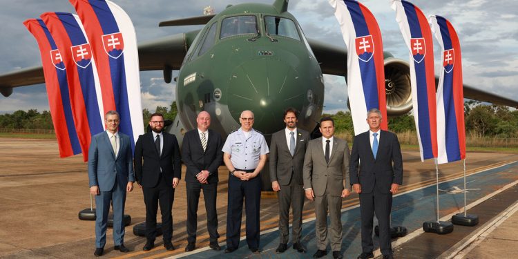Eslovaquia opta por el Embraer C-390 Millennium como mejor opción para su futuro avión de transporte militar