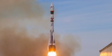Lanzan la Soyuz-2.1b