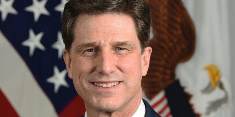 Boeing ficha al ex director de Información del Departamento de Defensa de EEUU