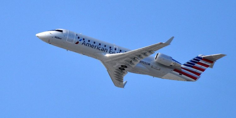 Bombardier CRJ700 de American Airlines