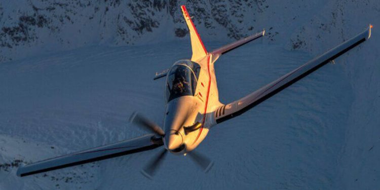 Francia confía a Babcock el entrenamiento de sus futuros pilotos de combate