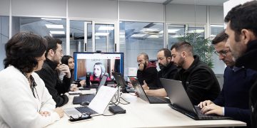 Indaero presenta su nuevo modelo de empresa sin jefes y sorprende con su nueva imagen corporativa
