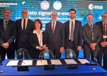 La ESA firma más contratos y acuerdos en la clausura de la Conferencia Espacial