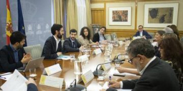 El CCU apoya al Gobierno por su sanción a aerolíneas low cost