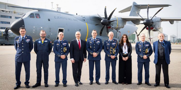 El JEMA en las instalaciones de Airbus Defence & Space en Sevilla