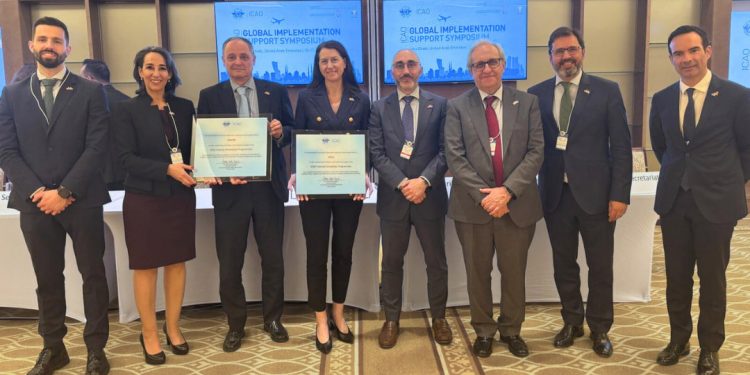 OACI reconoce la labor formativa de ENAIRE.