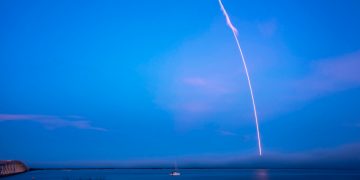 SpaceX lanzó la misión Maxar 3 con tres satélites WorldView Legion