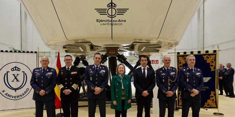 El Ejército del Aire y del Espacio estrena un nuevo simulador avanzado del NH90