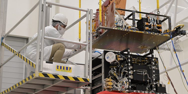 El satélite Smile completa su ensamblaje