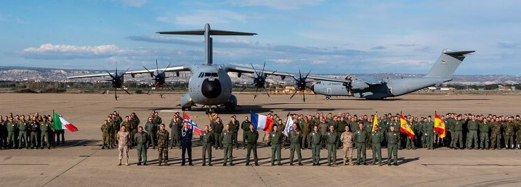 Finalizó en Zaragoza el curso de vuelo de transporte táctico avanzado ETAP-C 25-01 diurno-nocturno
