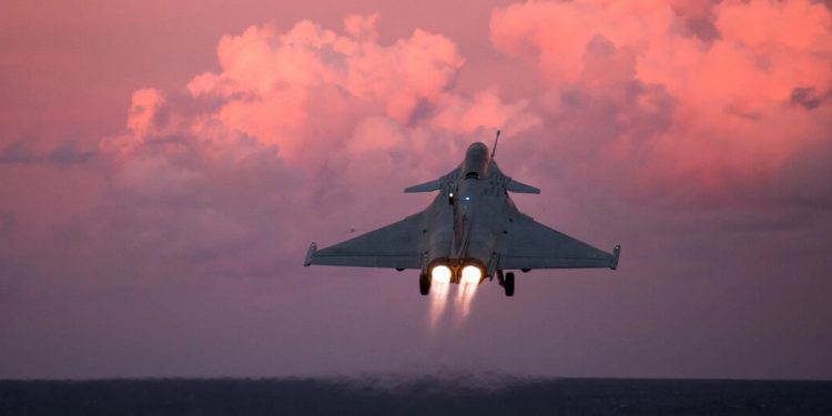 India adquiere 26 cazas Rafale Marine