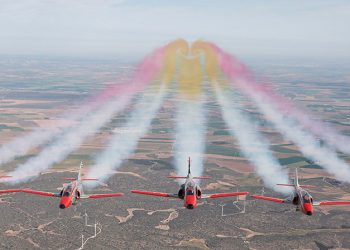 Presentación del festival Aire 25 que conmemorará el 40 aniversario de la Patrulla Águila