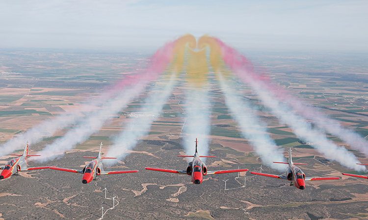 Presentación del festival Aire 25 que conmemorará el 40 aniversario de la Patrulla Águila