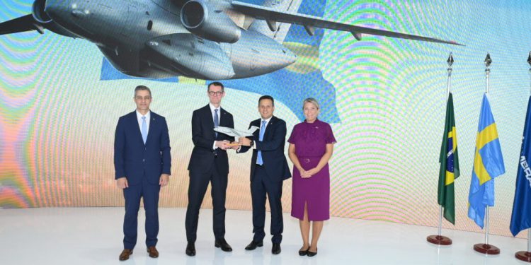 Suecia confirma la adquisición de cuatro aviones C-390 Millennium de Embraer