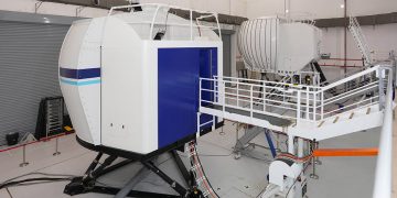 Airbus entrega el primer simulador H175 a Malasia