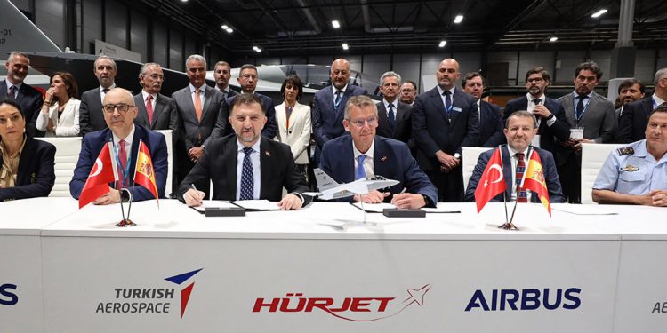 España se suma al desarrollo del HÜRJET como nuevo entrenador supersónico