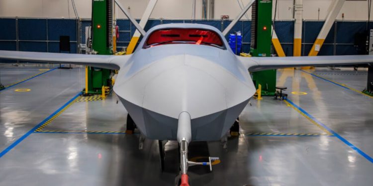 GA-ASI inicia las pruebas terrestres del nuevo YFQ-42A CCA