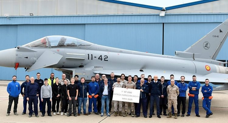 La Maestranza Aérea de Albacete realizó su primera inspección de 2.000 horas de vuelo a un Eurofighter