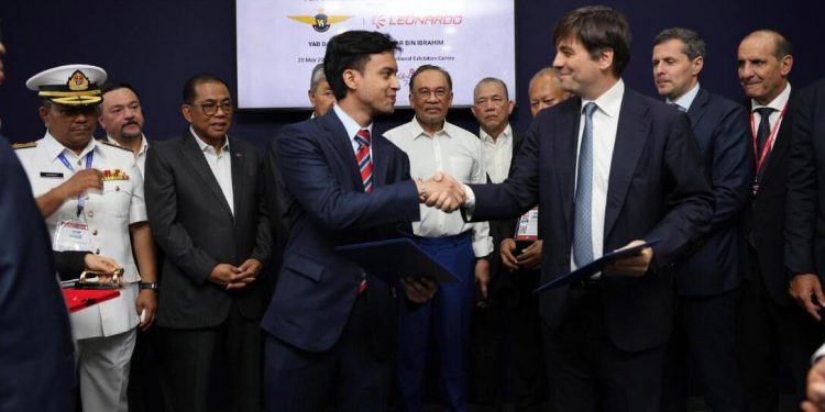 Leonardo y Weststar lanzan un programa de expansión y modernización de helicópteros en Malasia