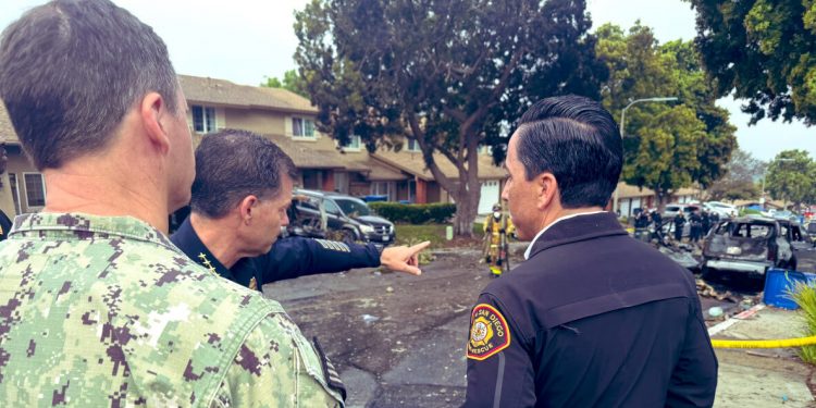 Un accidente de un Cessna 550 en zona residencial de San Diego deja al menos dos fallecidos