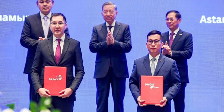 Vietjet y Qazaq Air crean la nueva aerolínea Vietjet Qazaqstan