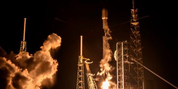 Un Falcon 9 logró despegar con 23 satélites Starlink