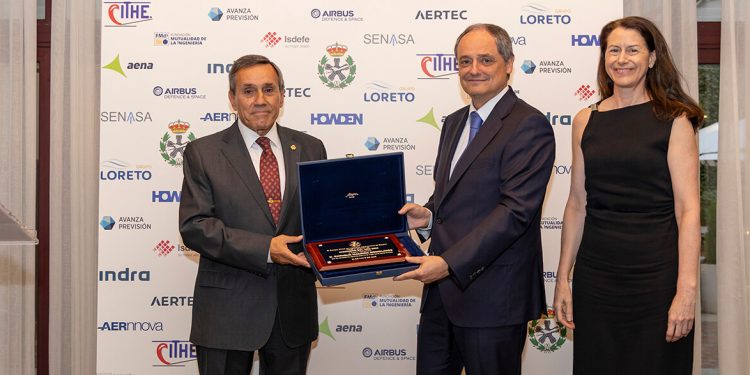 Enrique Maurer - Premio Ingeniero del ano