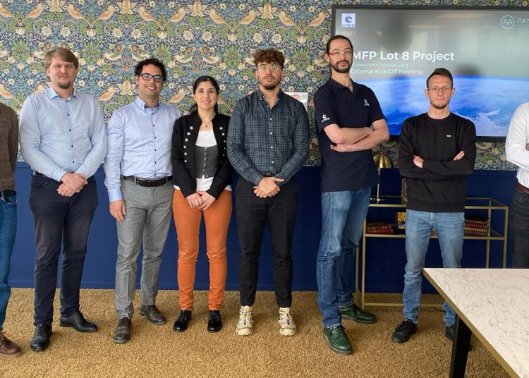 Equipo de Pangea Aerospace y de CNES