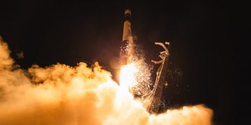 Rocket Lab lanzó una misión con cuatro satélites
