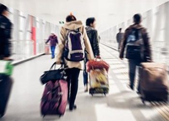 pasajeros-en-un-aeropuerto