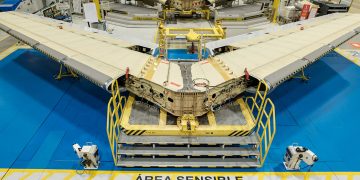 El primer estabilizador horizontal para el A350F fabricado en España. Fuente: Airbus