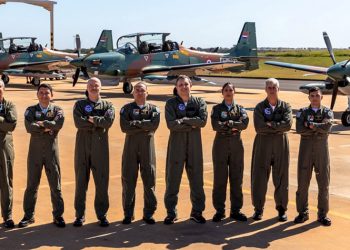 Embraer entregó cuatro aviones A-29 Super Tucano a la Fuerza Aérea Paraguaya