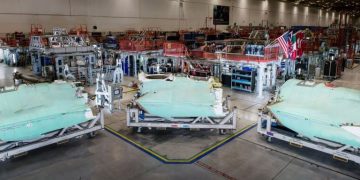 Northrop Grumman fabrica los fuselajes centrales para las tres variantes del F-35 Lightning II