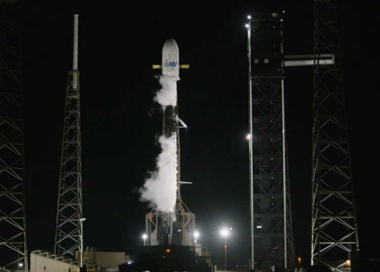 SpaceX lanzó la misión comercial GTO-1